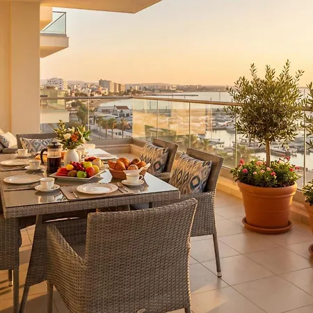 The Grand Marina Apartament